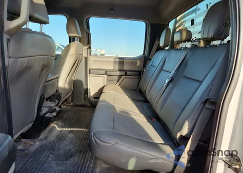 2017 Ford F350 Super Duty z USA, uszkodzony, nr VIN 1FT8W3B69HEC14469